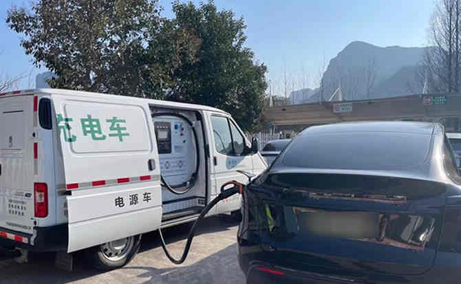聂拉木汽车搭电