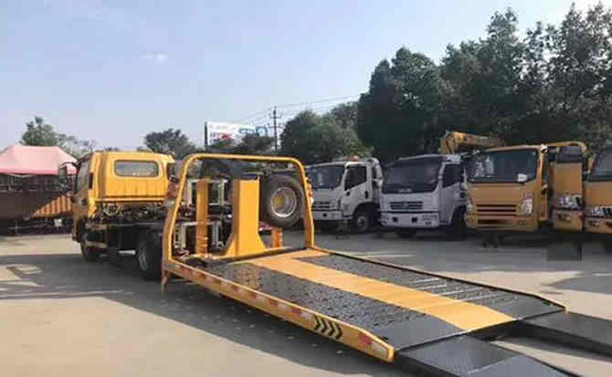 聂拉木汽车中途维修案例